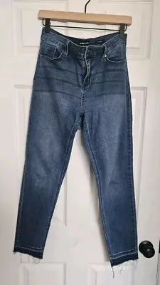 Kenneth Cole | Denim Jeans Women's 8 (Jess Skinny) Pre-Owned • $9.99