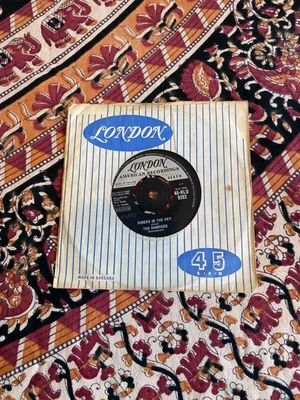 £2 • Buy The Ramrods ‎Riders In The Sky UK 1961 7  Vinyl London Records