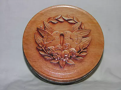Vintage Wood Grain Love Birds Tin.  • $8.99