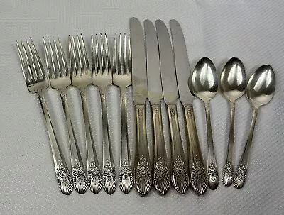 1935 Silver Mist Marigold WM Rogers Mfg Co Original Rogers Flatware VTG • $24