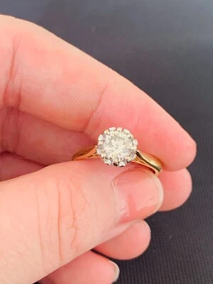 £480 • Buy 18ct Gold Diamond 1ct Solitaire  Ring Vintage