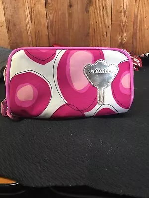 Modella Zipper Bag • $4.99