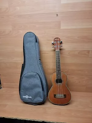 ASHBURY Ck-C 4 String Acoustic  Ukulele Vgc With Case • £9.99