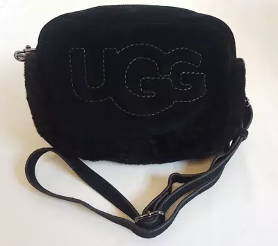 UGG Ladies Black Cross-Body Suede Bag S/N 1113870 In Very Good Condition. • £24.99