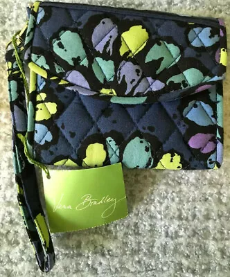 Vera Bradley Super Smart Wristlet Indigo Pop Blue Floral Magnetic Quilted Wallet • $13.46