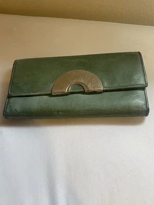 $20 • Buy Oroton Clutch Wallet - Olive Genuine Leather 135059