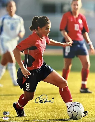 Mia Hamm  Team USA Signed 16x20 Photograph BECKETT (Grad Collection) • $249.99