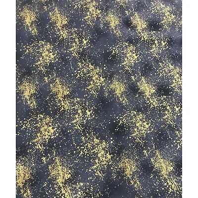 Remnant Sale 20 X44  - Magical Moments - Metallic Gold Spray On Black - Stof • £5.99