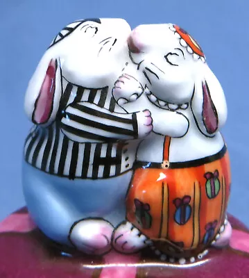 Rare Vintage Limoges Kissing Hugging Love Bunny Rabbits Trinket Box EXC! • $99.99