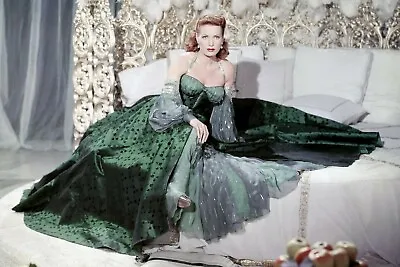 MAUREEN O'HARA  8X10 Glossy Photo • $8.99