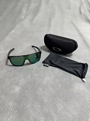 Oakley OO9387-0331 Crossrange Shield Black Prizm Green Lens Sunglasses • $127.90