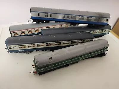 Hornby Class 31  Br Green Locomotive  Plus 4 Coaches • £69