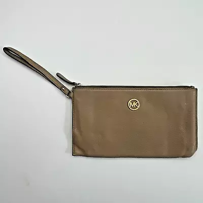 Michael Kors Fulton Wristlet Clutch Purse Large Zip Leather Tan Beige Brown $98 • $29.52