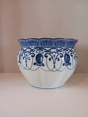 Vintage Bombay Blue & White Porcelain 8 1/2 D Planter • $75