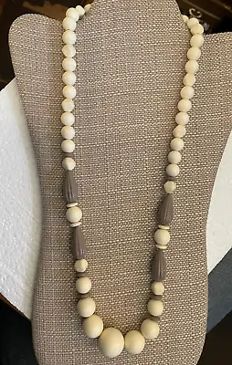 Necklace Vintage Graduated Beaded Off White And Gray Beads Screw In Clasp 26  • $11.19