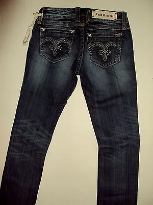 $119.99 • Buy Rock Revival Alanis Straight Designer Jeans T45 Size 28 Style RJ8164T45