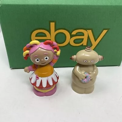 Hasbro In The Night Garden Plastic TV Figures Makka Pakka & Upsy Daisy Mega Blok • £7.99