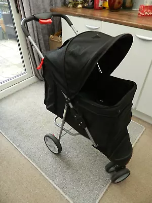 Dog / Puppy 3 Wheel  Pushchair /stroller • £20