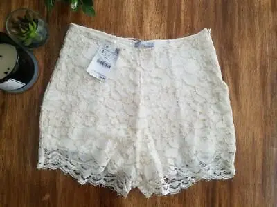 ZARA NWT NEW Ivory Crochet Boho Knit High Waist Hi Lace Shorts Beige Small S $60 • $38