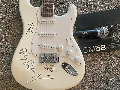 Linkin Park Signed Guitar & Microphone Autograph By Chester Bennington • $5200