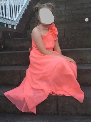 £50 • Buy Y6 Prom Dress - One Shoulder (Peach) Size 10-11yrs (immaculate Condition)