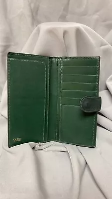 Gucci Vintage Green Leather Wallet • $289