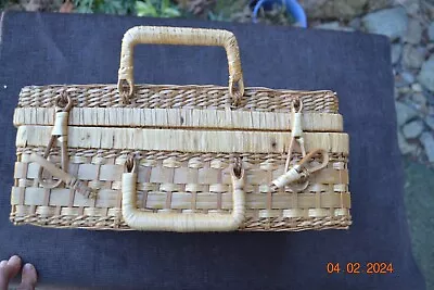 VTG Wicker Rattan Hinged Lid Picnic Basket/Suitcase W/ Handle & Hasp-style Clasp • $8