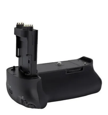 Canon EOS 5D Mark III Battery Grip BG-E11 Battery • £61.67