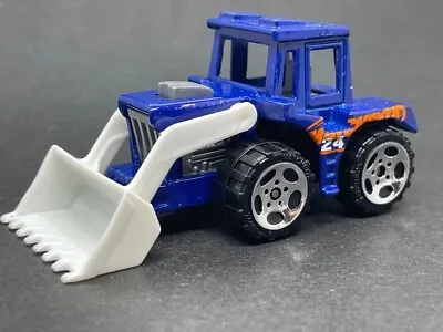 Matchbox Tractor Shovel - Mint • £5.95