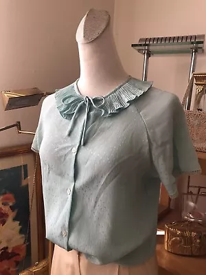 Vintage 80’90’ Pale Green  Ruffled Crew Neck Short Sleeve Blouse Top Sz S • $9.99