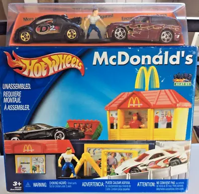 Mc Donald's Drive Thru Restaurant Play Set Hot Wheels 2004 Includes Figures Cars • $38