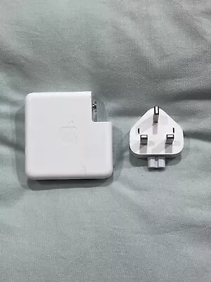 Genuine APPLE 96W USB-C Power Adapter For MacBook Air/Pro • £29.99