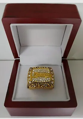 Shaquille O'Neal- 2000 Los Angeles Lakers Championship Ring W Wooden Display Box • $39.99