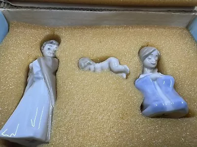 Lladro Mini Sagrada Familia 5657 Ornaments Holy Family Nativity In Box • $49.99