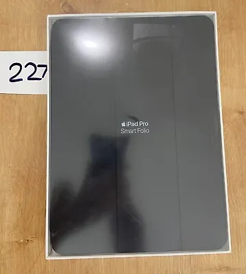 £18 • Buy Apple IPad Pro 11 Inch Smart Folio Case (2018 1st Gen) MRX72ZMA Charcoal Grey/A