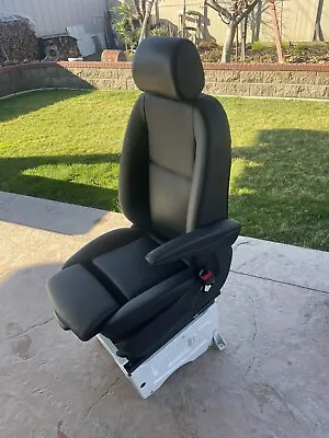 MERCEDES SPRINTER FRONT RIGHT SEAT Passenger Seat Leather W Base 2019-2023 • $1600