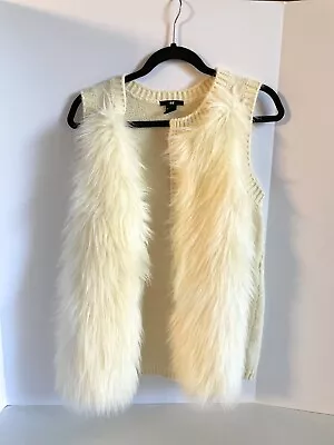 H&M Cream Faux Fur Vest Knit Back Small S • $12