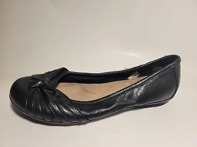 Merona Womens 6 Medium Black Faux Leather Bow Toe Ballet Flat Shoe Slip On Dress • $19.99