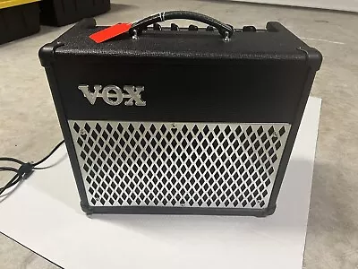 VOX DA15 Guitar Amp • $170