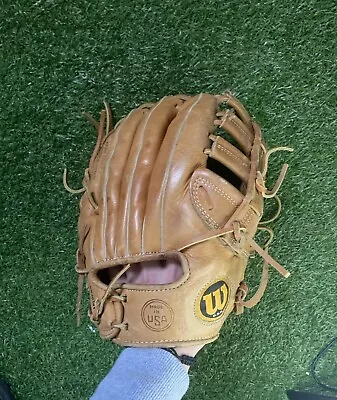 Used Wilson A2000 XLO RHT 12.75” Baseball Glove • $180