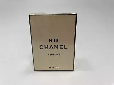 VTG CHANEL No19 Pure Perfume Old Formula Purse Spray 7.5ml-1/4oz NEW OLD STOCK • $128.21