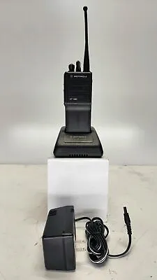 Motorola HT1000 UHF 16 Channel (403-470) Mhz 4 Watt Radio H01RDC9AA3DN • $110