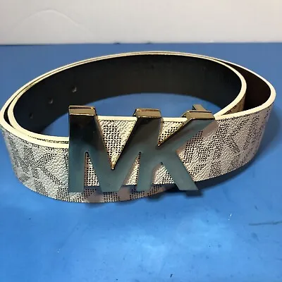 Michael  Michael Kors White Synthtic Leather Belt. Women’s Sz Medium. • $24.99