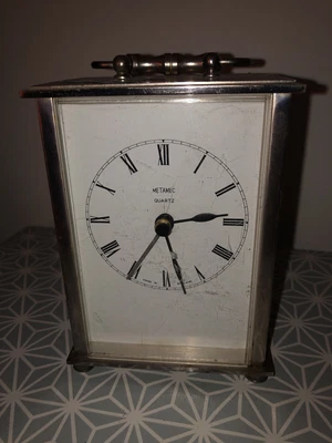 £5 • Buy Vintage Quartz METAMEC Carriage Clock