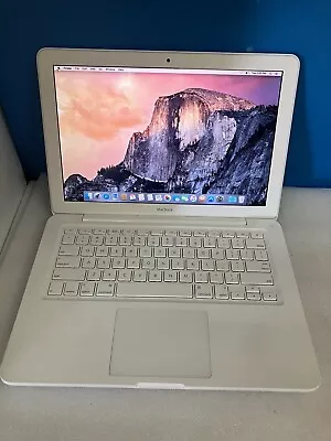 ~ Apple MacBook 13  Laptop A1342 2010 C2D 2.4GHz /2GB /GeForce 320M /250GB 10.10 • $71.44