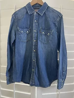 Vintage Levi’s Denim Shirt Mens Medium Pearl Snap Sawtooth Western Cowboy Range • $95