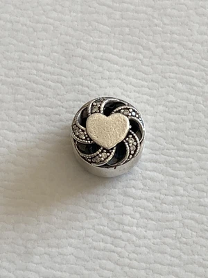 £15 • Buy Pandora Clear CZ Ribbon Heart Bead S925 ALE