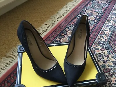 £2.50 • Buy Matalan Faux Black Suede High Heel Court Shoes With Marcasite Studs Size 6W