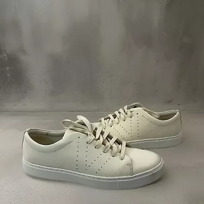 VINCE  Luke  Low Top Leather Sneakers • $220