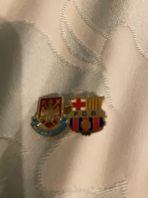 £3.50 • Buy West Ham United Barcelona Pin Badge
